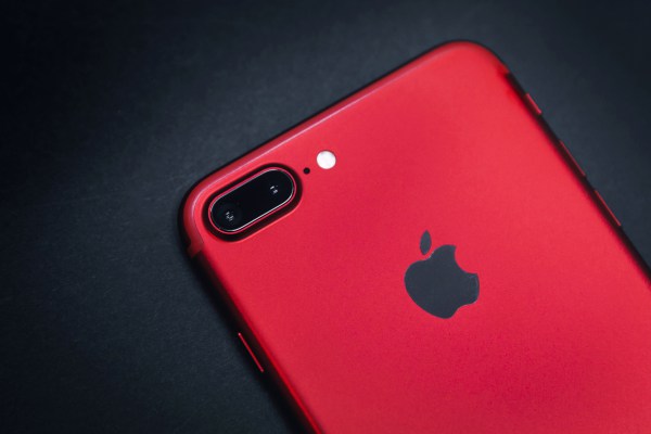 Smartphone Apple iPhone 7 Vermelho (RED)