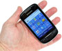 Samsung Corby 2 en la mano