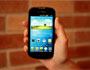 Samsung Galaxy Stellar 4G en la mano