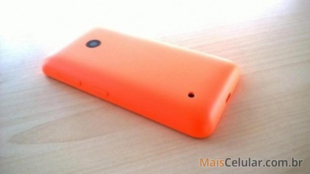 Nokia Lumia 530 trasera