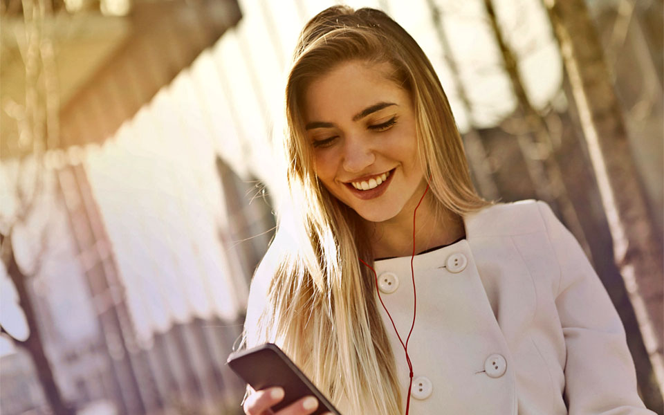 woman hold smartphone