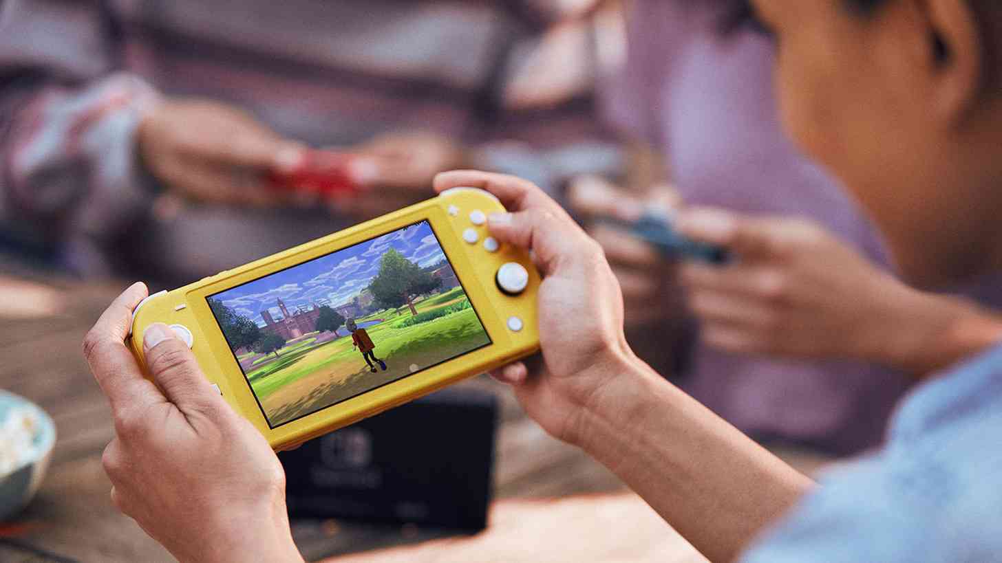 Nintendo Switch vs celular gamer: qual a melhor opção para videogame  portátil? - Promobit