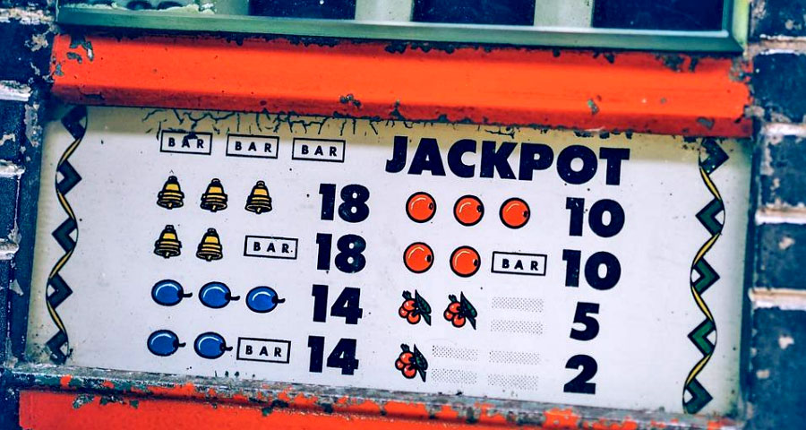 slot machine showing a jackpot
