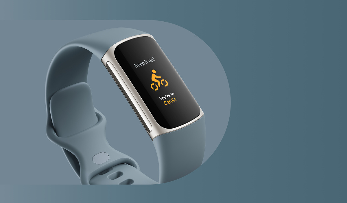 Google lança smartwatch Fitbit Charge 5 com foco em saúde