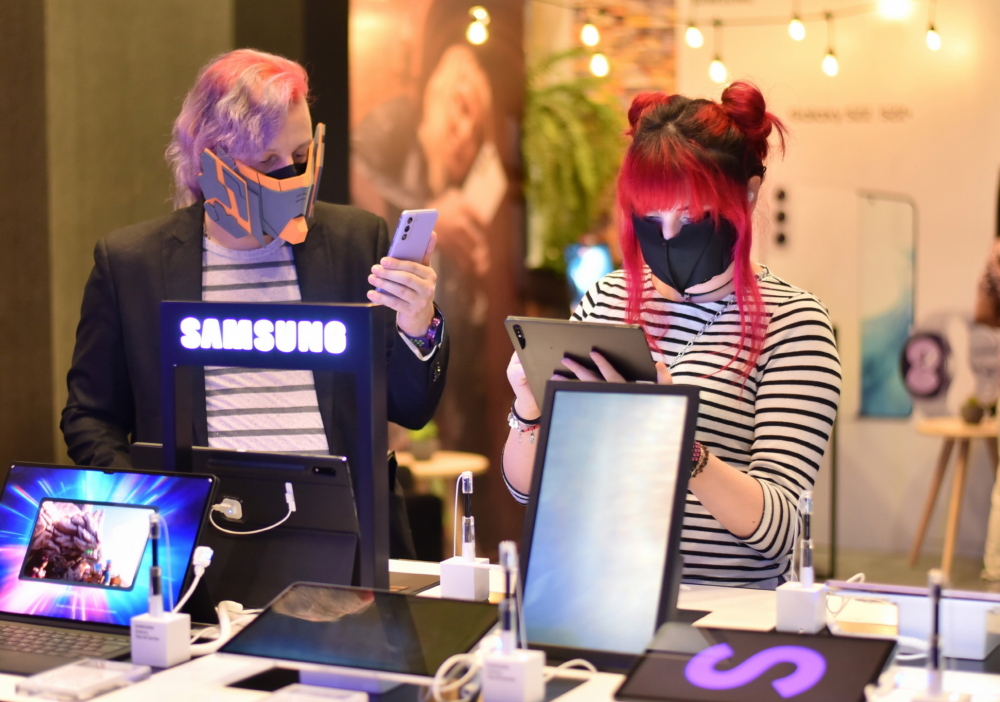 Samsung anuncia disponibilidade global de Galaxy S22 e Galaxy Tab S8