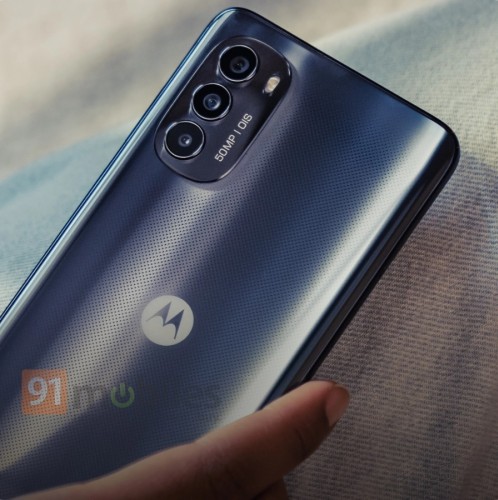 Motorola Moto G82 vaza em especificações e imagens