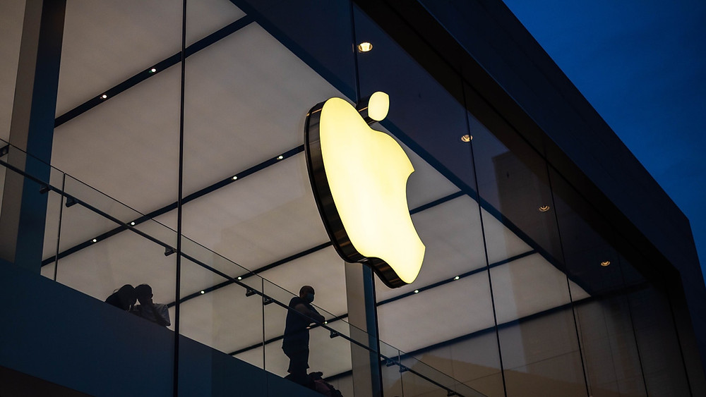 Apple bate novos recordes de receita no segundo trimestre
