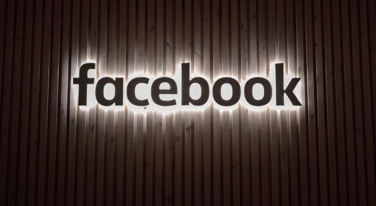 Meta es multada con 265 millones de euros por la filtración de datos de Facebook