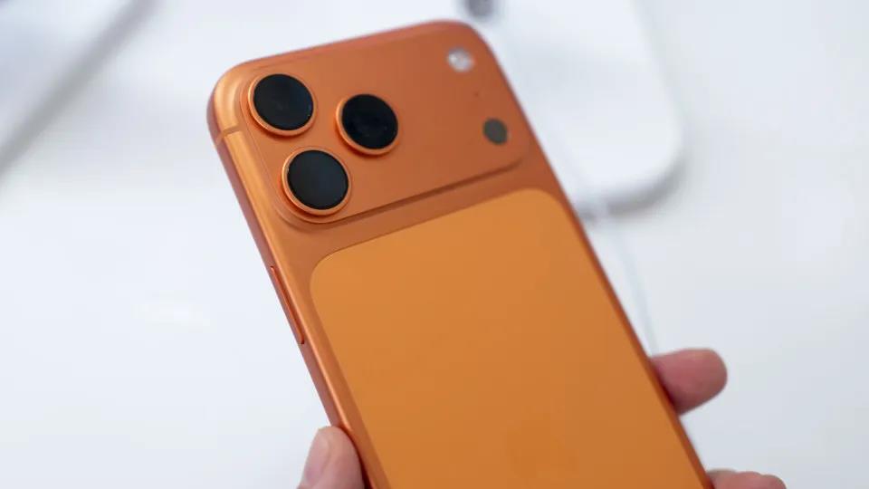 iPhone 18 pode ter tela mais simples que a do iPhone 17